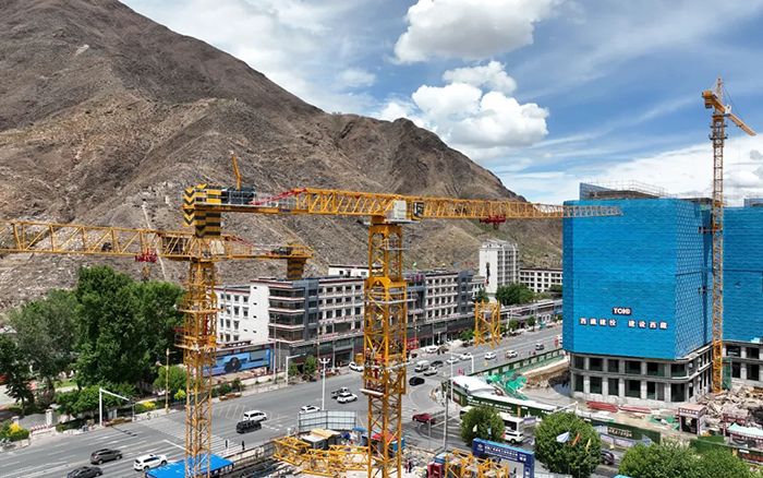 海拔4500米！ 徐工XGT600A-25S 奮戰“日光之城”