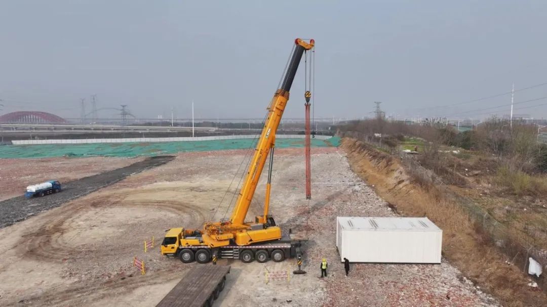 月出勤27天！徐工G2代XCT130G7-1省油又高效，18年吊裝機長都贊！