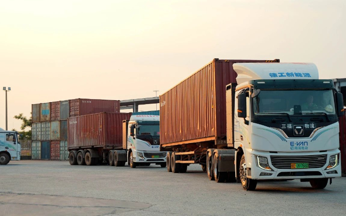 四次復(fù)購！客戶為何對徐工新能源重卡情有獨鐘