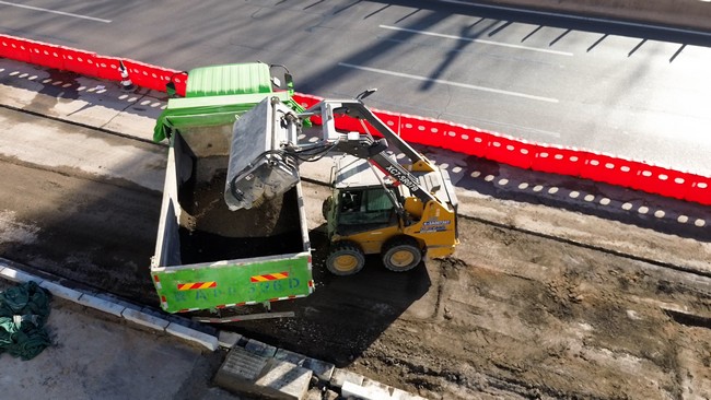 徐工XC7-SR07B：高效清掃，省心可靠，助力城市道路精細化養護