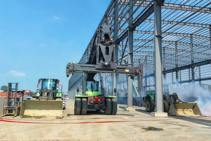 協(xié)同致勝，徐工“綠色艦隊”開啟多元物流新篇章